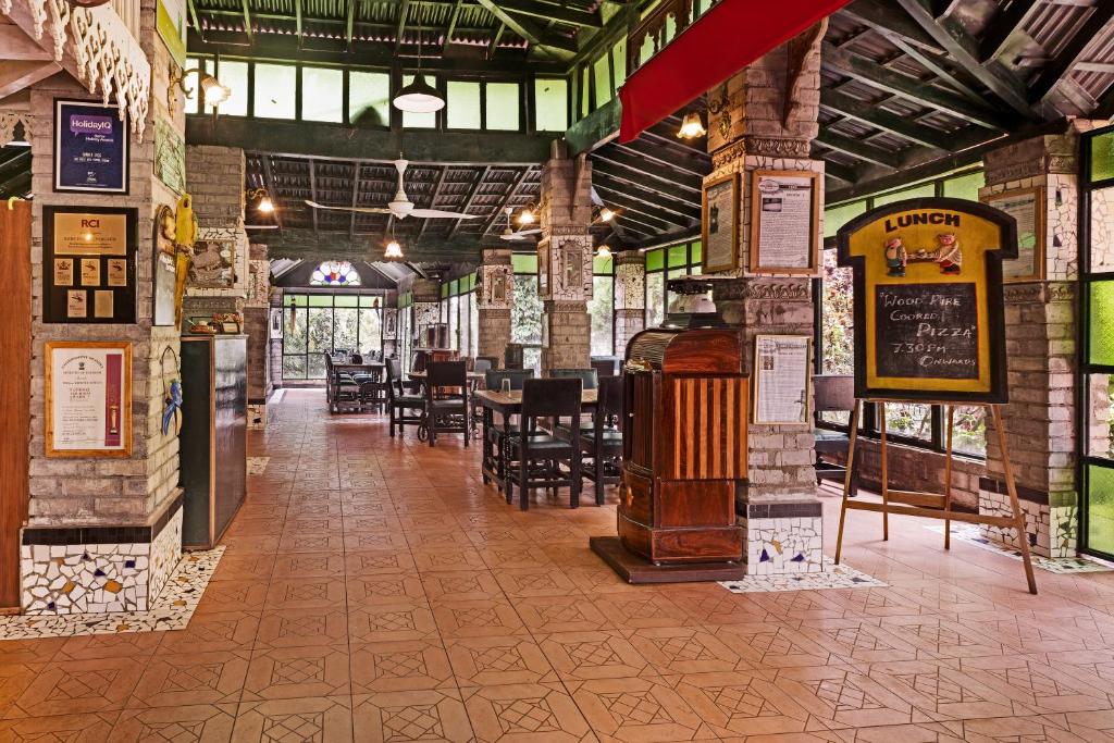 Restaurace v ubytování INDeco Lake Forest