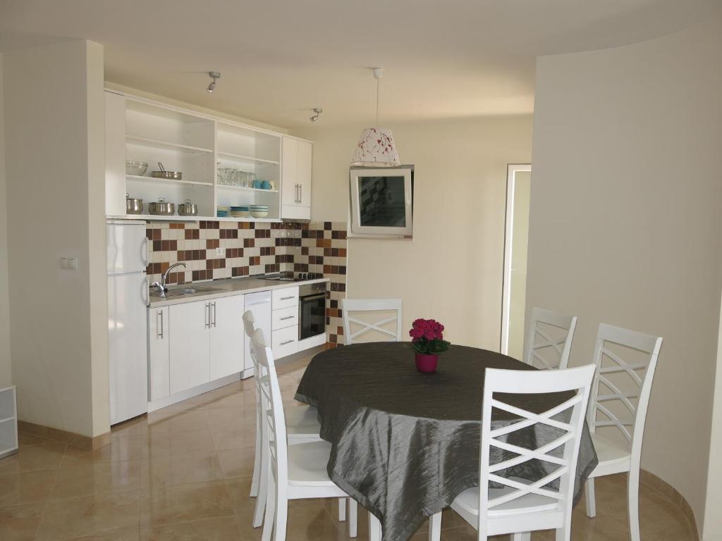 Sunset Apartment