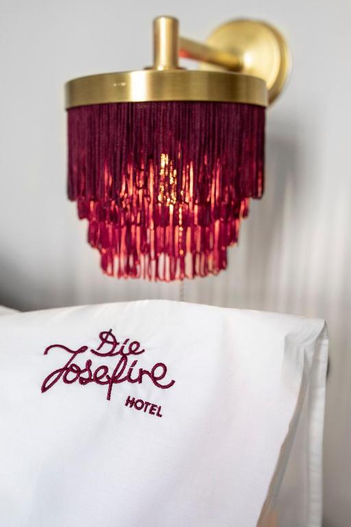 Hotel Josefine - 8