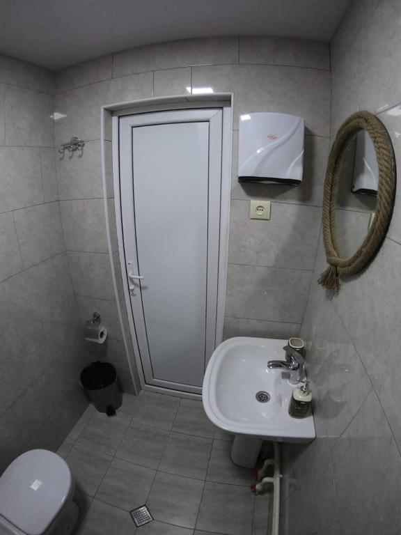 Koupelna v ubytování Green Tianeti