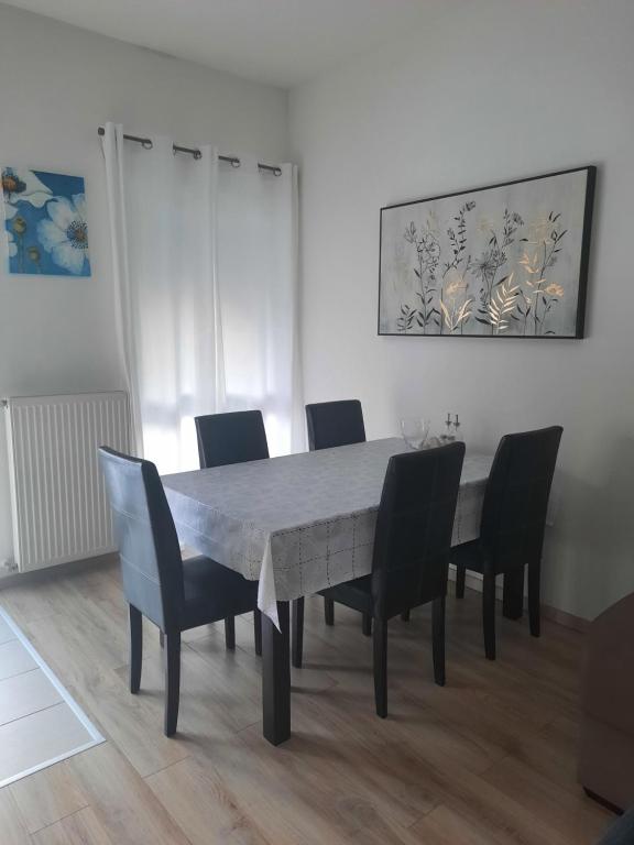 Posedenie v ubytovaní Lívia Apartman Hévíz