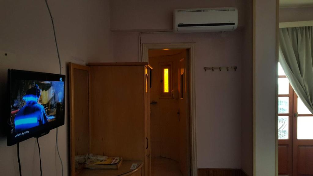 TV a/nebo společenská místnost v ubytování High way Hotel