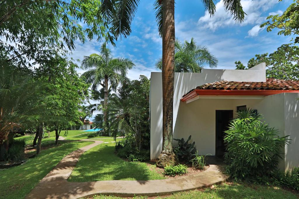 Zahrada ubytování Casa Frangipani