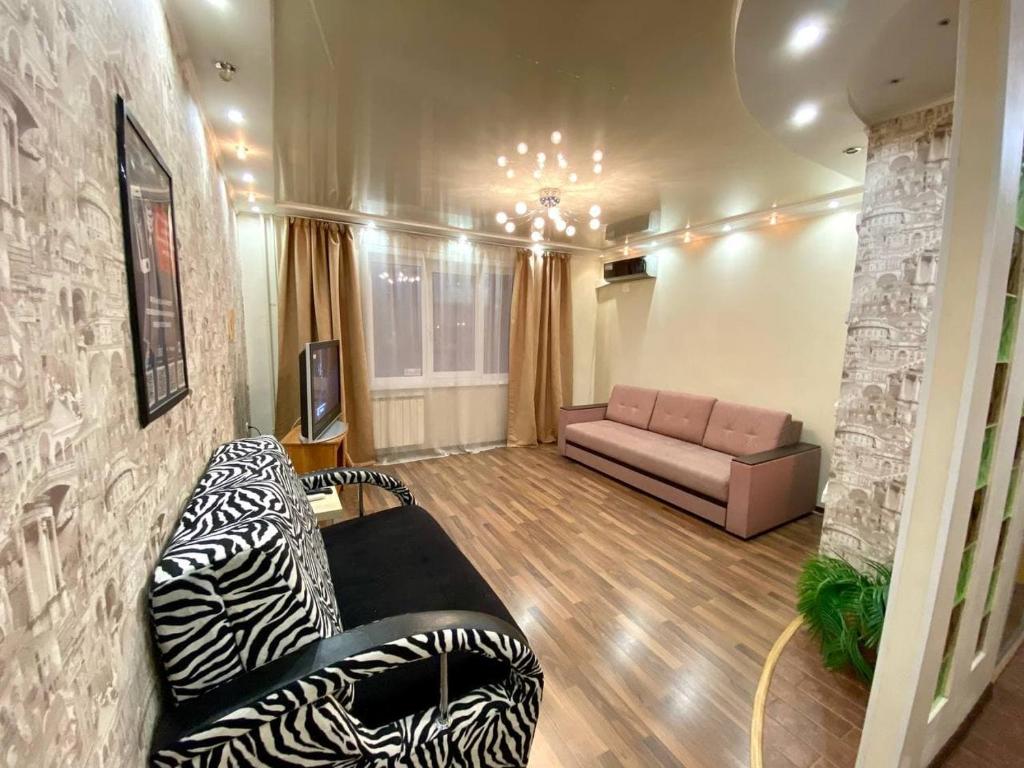 Gallery image of 2к Апартаменты рядом с ЦУМ на улице Орджоникидзе, 33 in Novokuznetsk