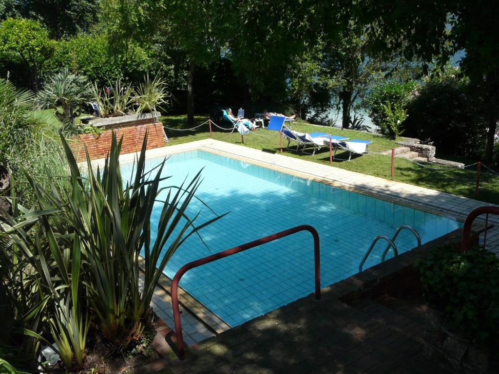 Bazén v ubytování Hotel Lido nebo v jeho okolí