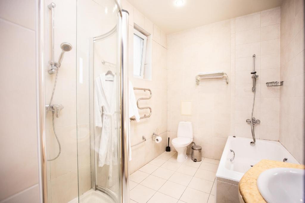 Koupelna v ubytování Almira Orion Group Hotel
