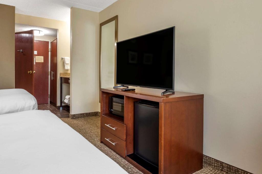 Comfort Inn Meadowlands photo