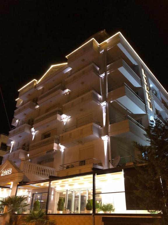 Lyden Hotel - Image 9