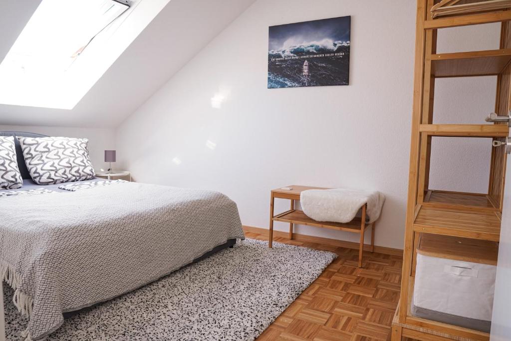 FullHouse - Halle - AB7 rooftop - BBQ Grill - Elevator - Balcony - One-Bedroom Apartment