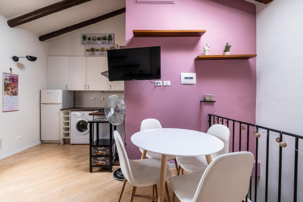 Appartamento al Pratello nel cuore pulsante della citta' - Apartment