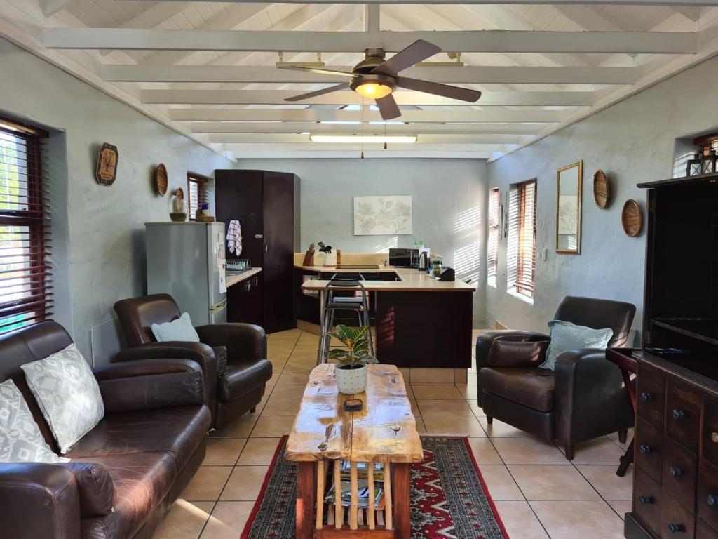 Stuart Place - Image 5