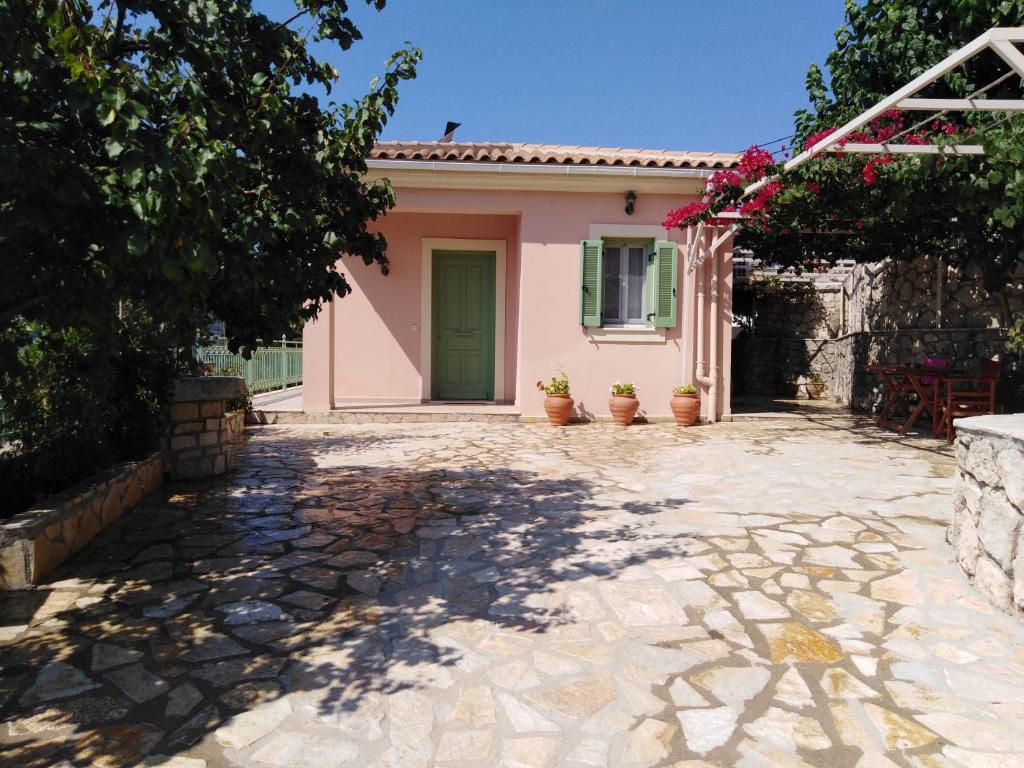 The building in which the holiday home is located