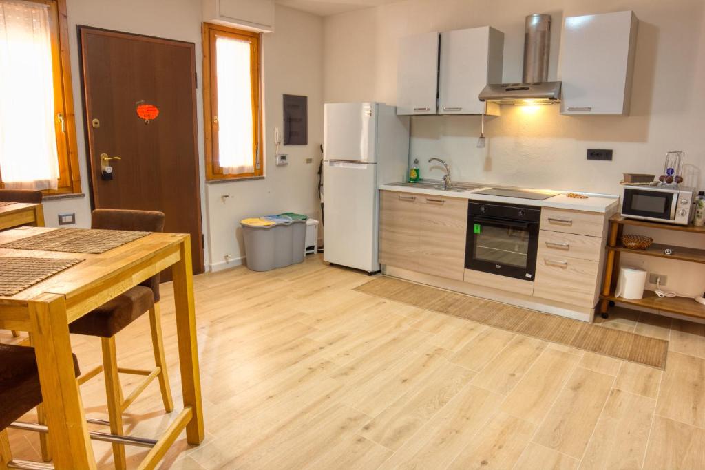 Kuchyň nebo kuchyňský kout v ubytování Shardan Guest House