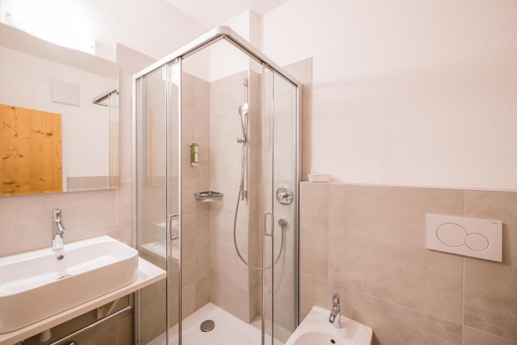 Koupelna v ubytování Hotel Waldheim