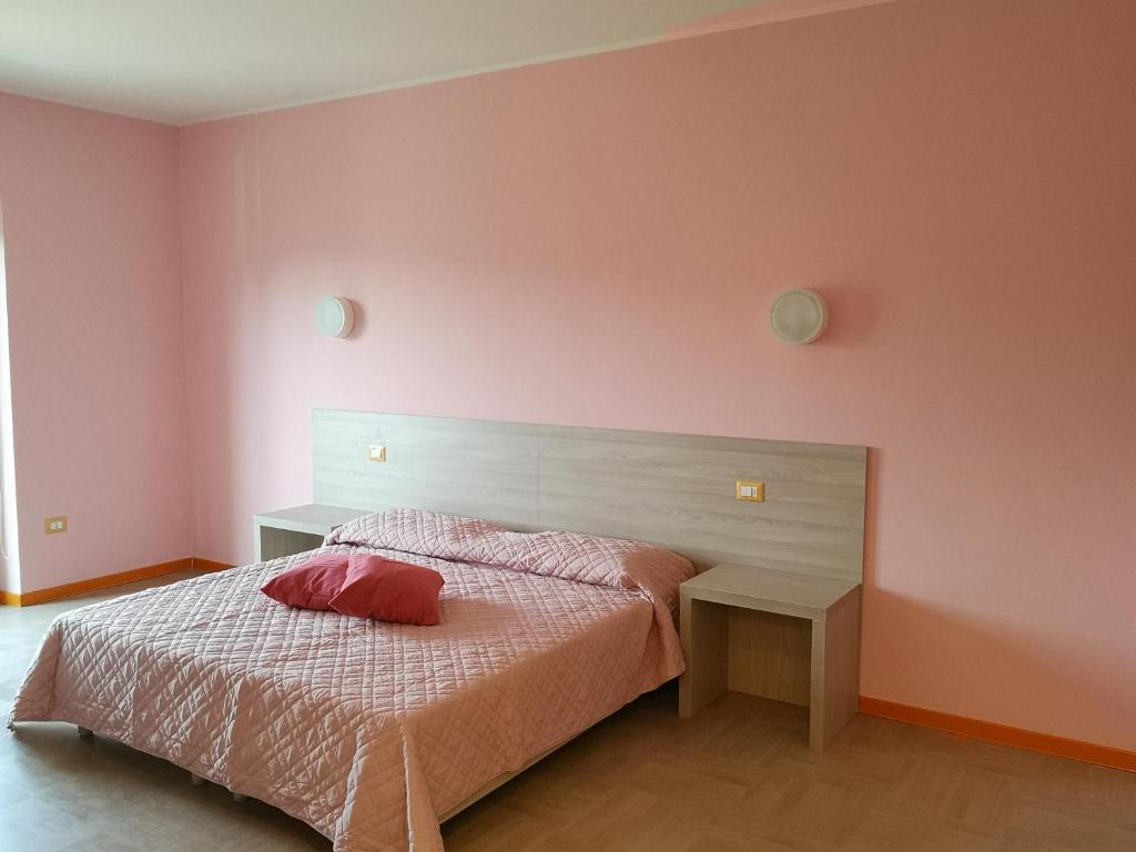 Hotel Clodi - Housity