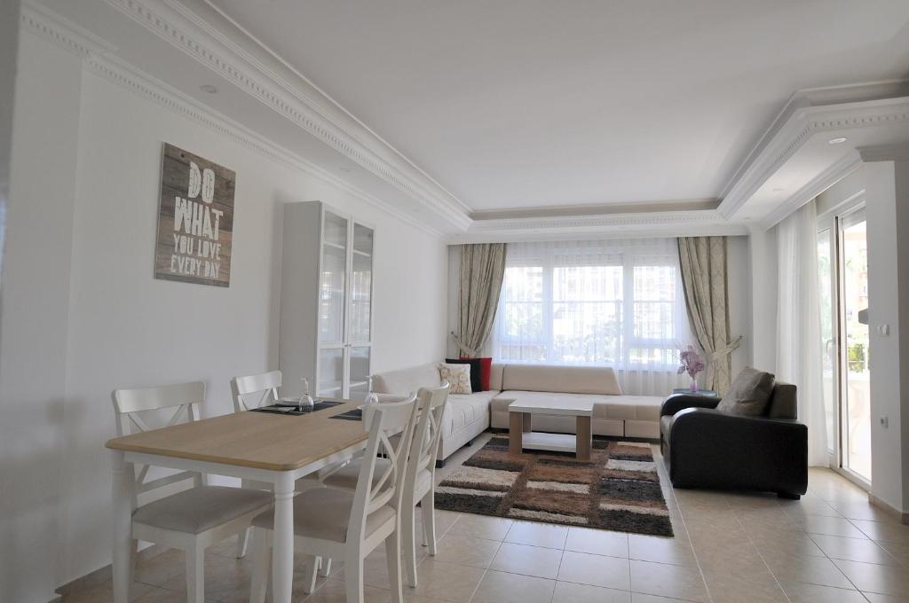 Extrahome Demirag Sitesi Mahmutlar - Housity