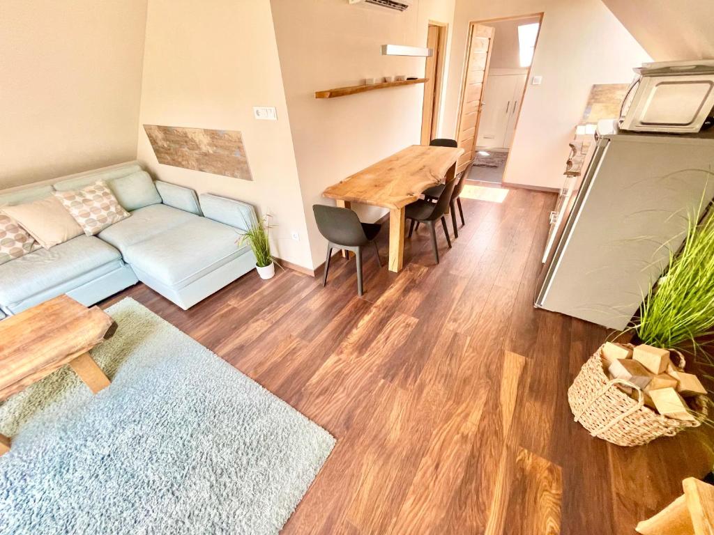 Wood Apartman Deluxe Belváros - Appartement D'une Chambre