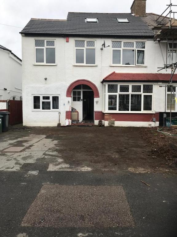 Beckenham Ambleside, Elmers End (updated prices 2024)