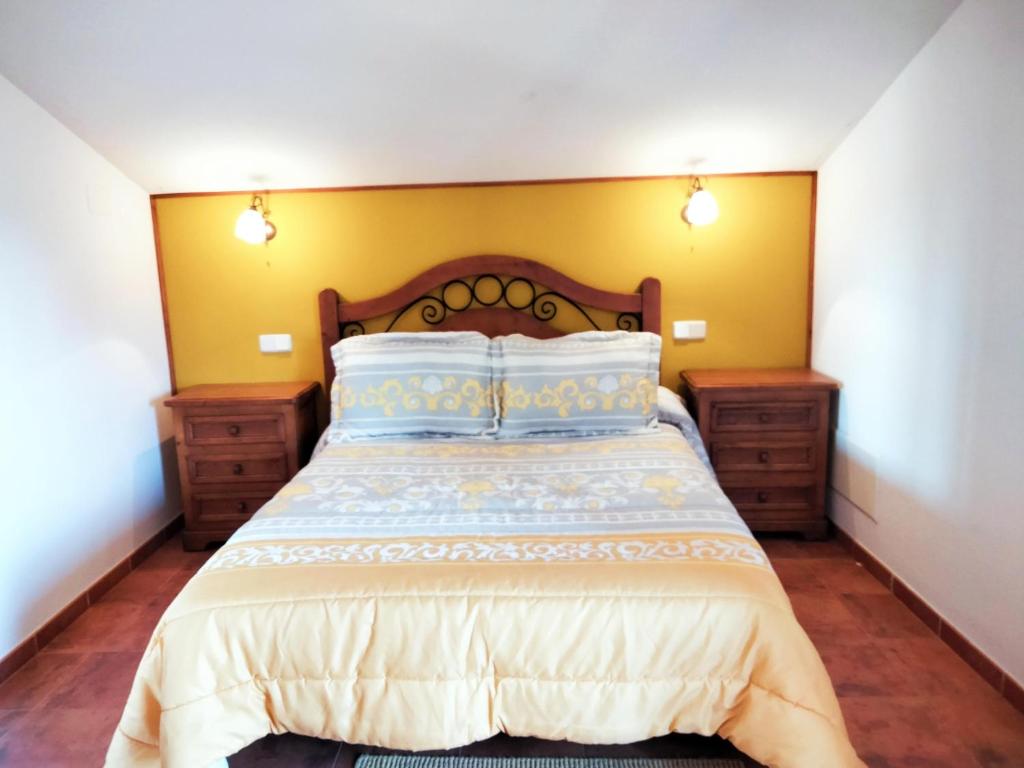 Casa Rural El Robledo - Casa De Vacaciones De Cinco Habitaciones