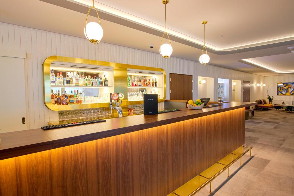 Lounge nebo bar v ubytování Fosshotel Stykkisholmur