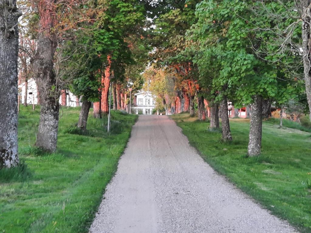 Sjötorps säteris stugby