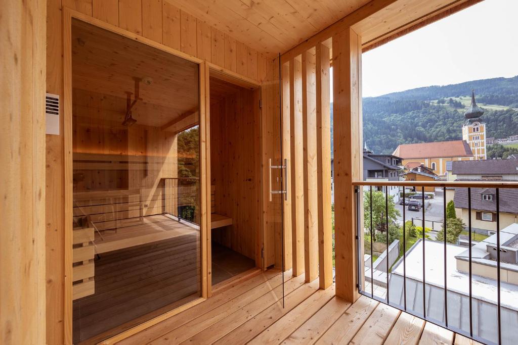 Nespecifikovaný výhled na hory nebo výhled na hory při pohledu z aparthotelu