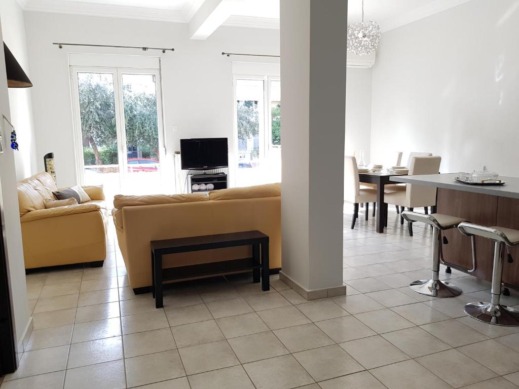 Great For Couples-Large Central Apt