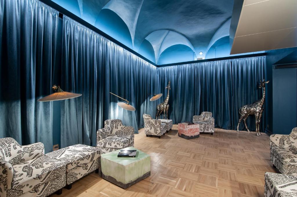 Hotel Number Nine - Resim 6