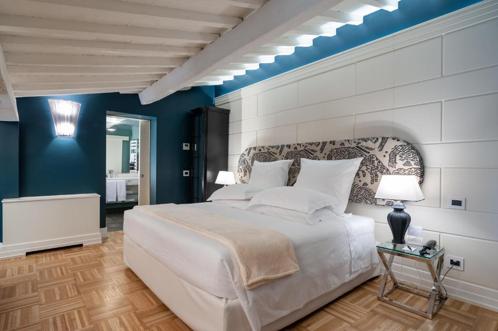 Hotel Number Nine - Resim 20