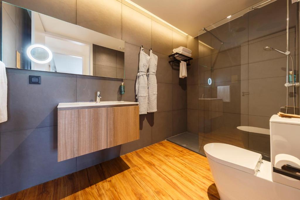 The Shipyard - Angra - Resim 41