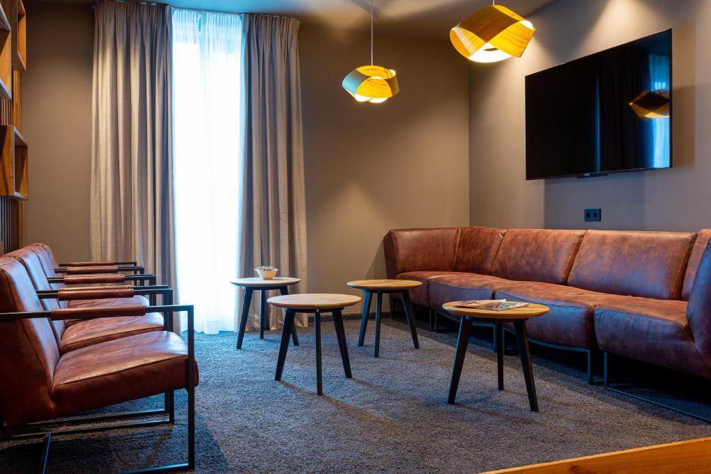Istumisnurk majutusasutuses Kb Hotel