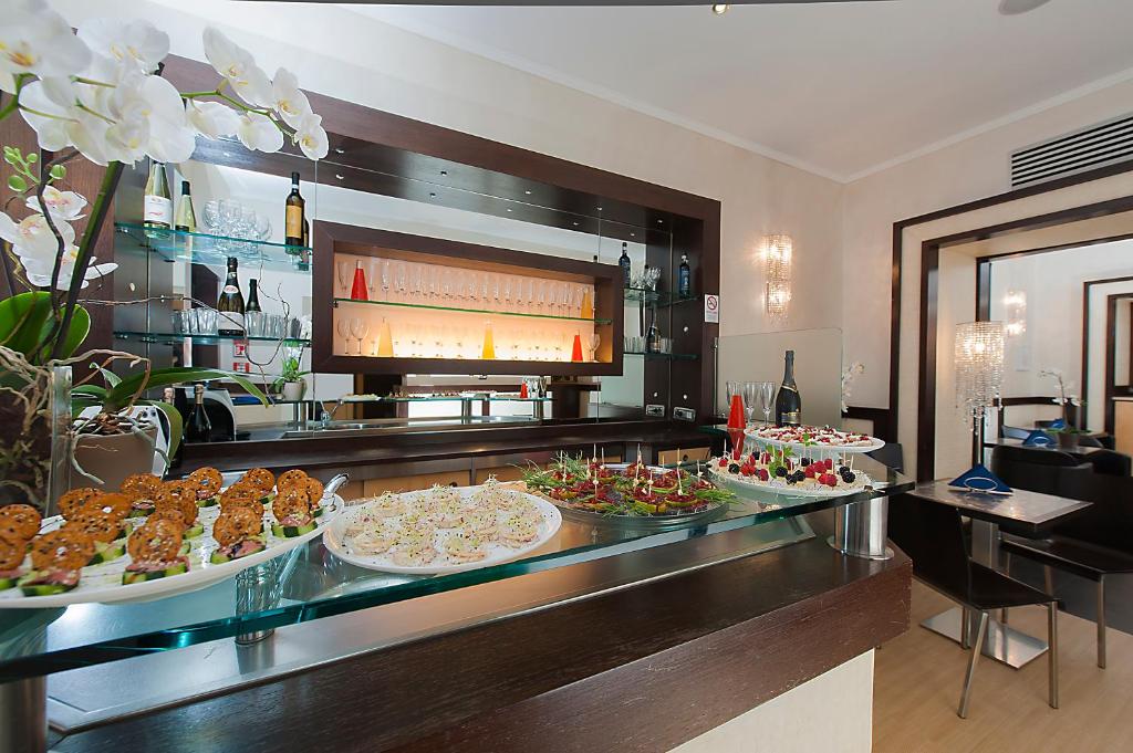 Yes Hotel Boutique Rome - Resim 36