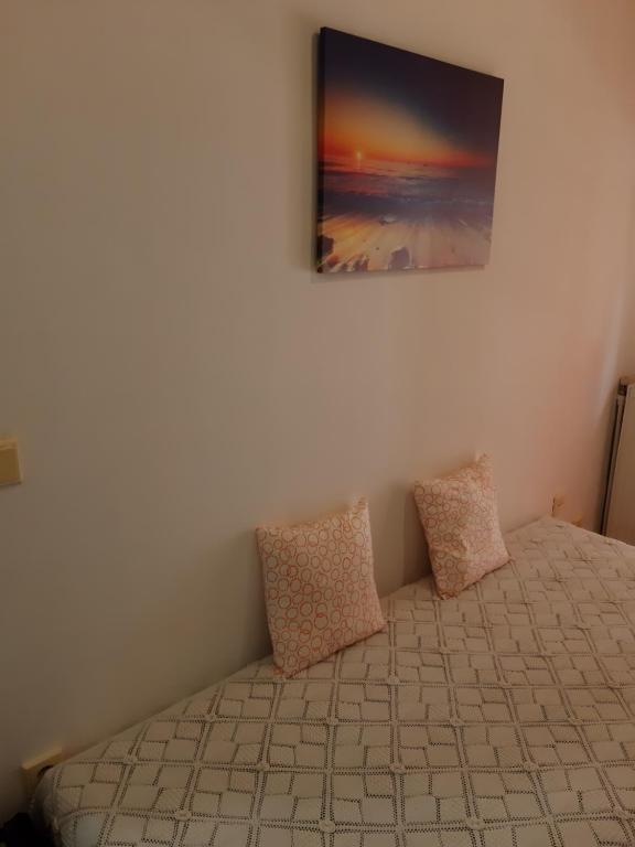 A bed or beds in a room at Thessaloniki Center Town Studiaki
