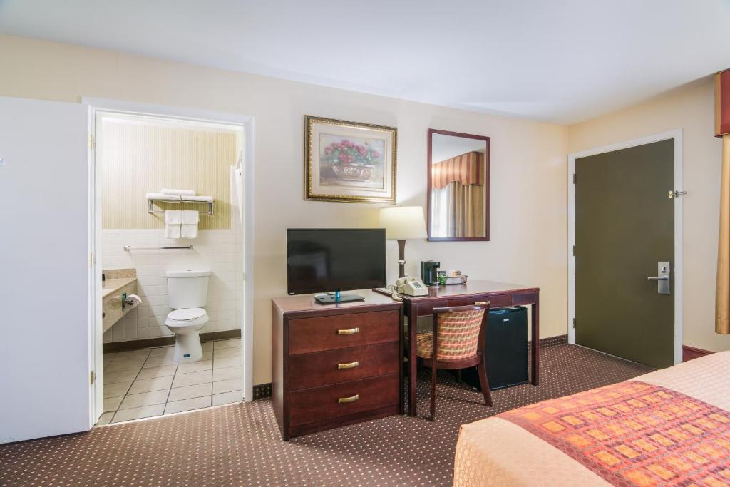 Rodeway Inn - Chambre Queen Avec Deux Lits Queen - Non-fumeur