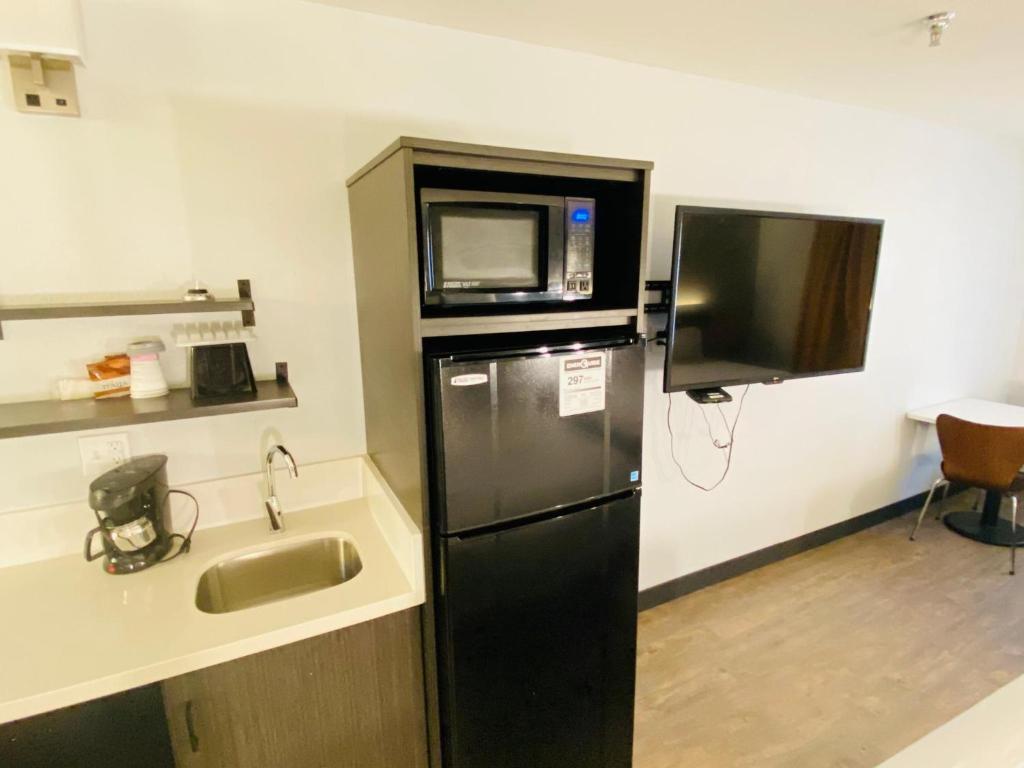 Pinetop Studio Suites photo