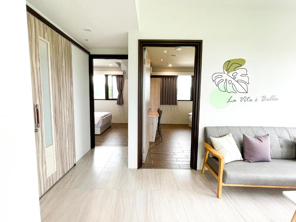 Postel nebo postele na pokoji v ubytování Golden W Hotel