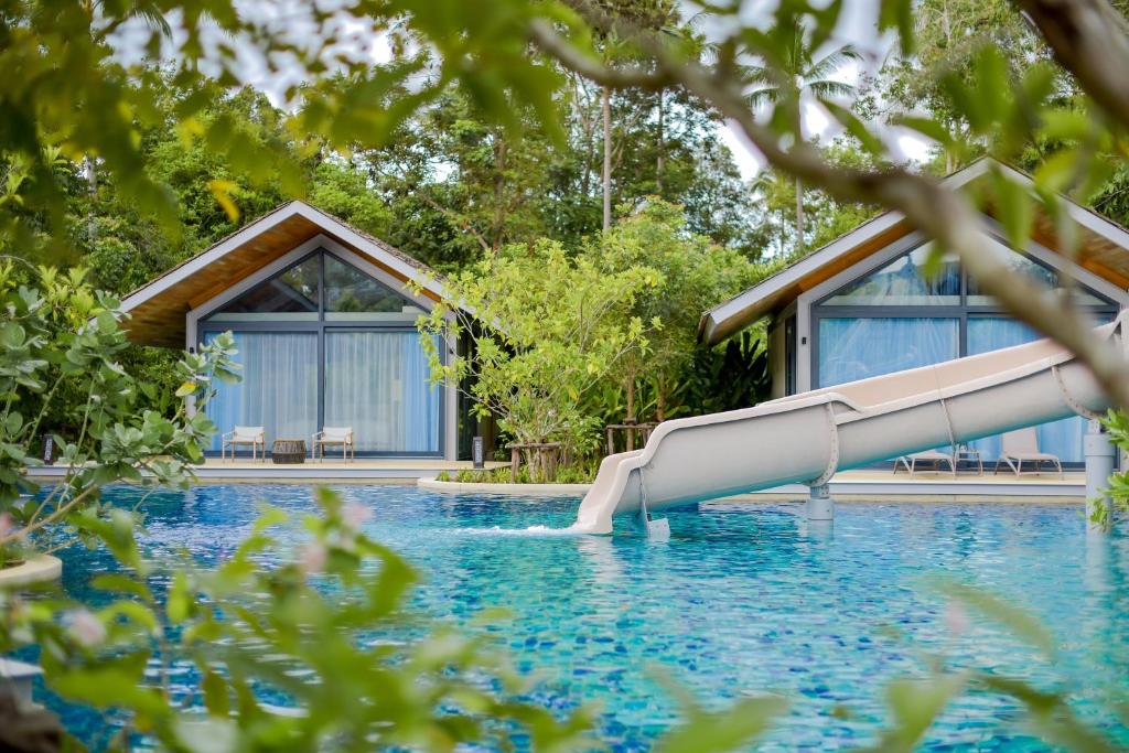 Island Escape Burasari photo