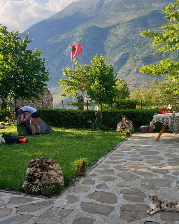 Bujtina Peshtan Guesthouse&Camping - Imazhi 9