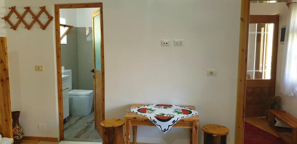 Bujtina Peshtan Guesthouse&Camping - Imazhi 7