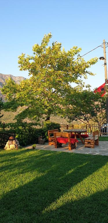 Bujtina Peshtan Guesthouse&Camping - Imazhi 8