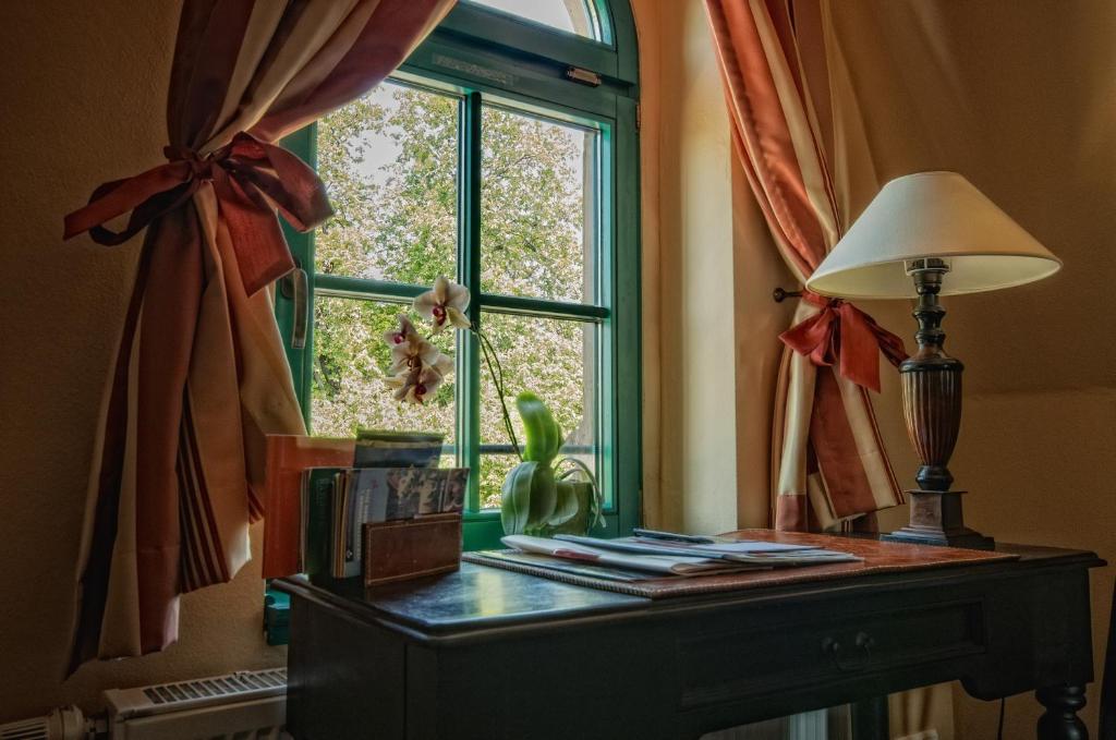 Fotografie z fotogalerie ubytování Hotel zur Henne v destinaci Naumburg