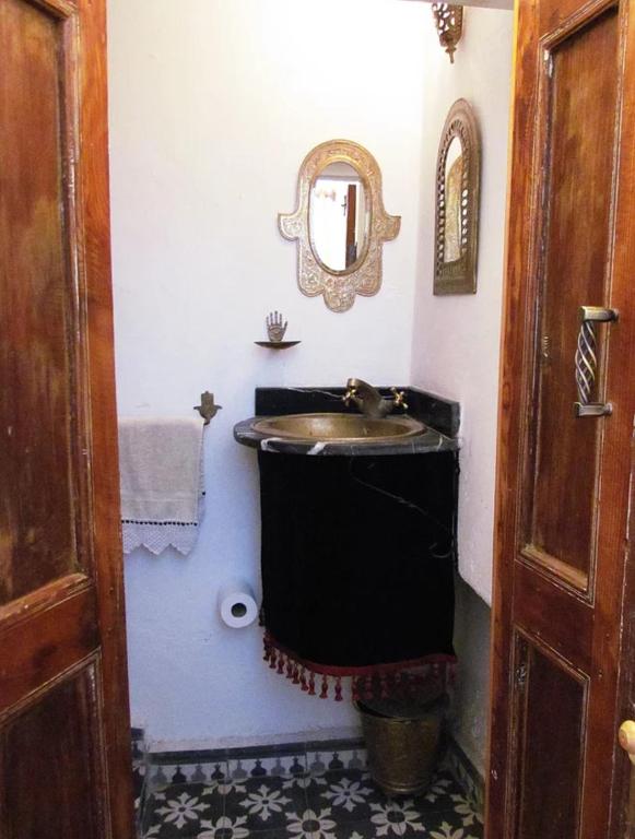 Fotografie z fotogalerie ubytování Riad Dar Arsama v destinaci Fès