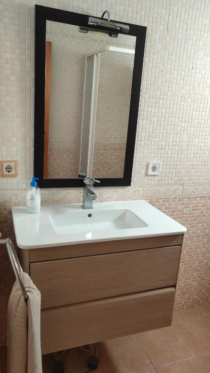 Apartment Lulu, Alaquas, Spain - Booking.com