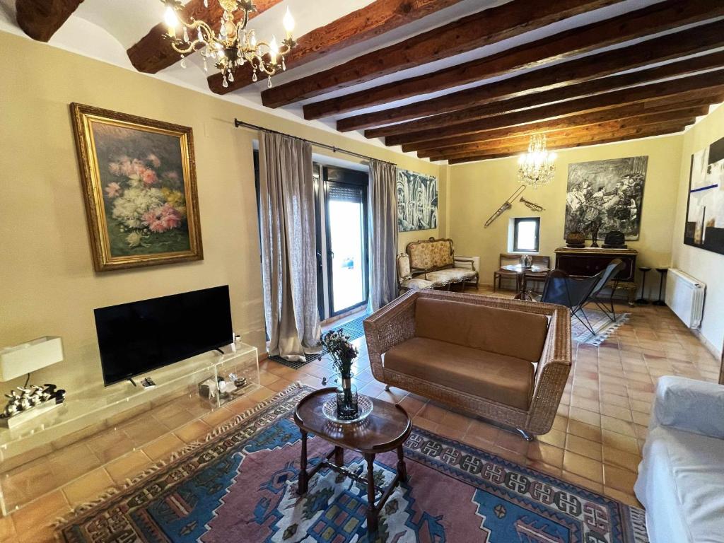 Masia de Queralt Luxury Casa Rural con Spa y Vistas ...