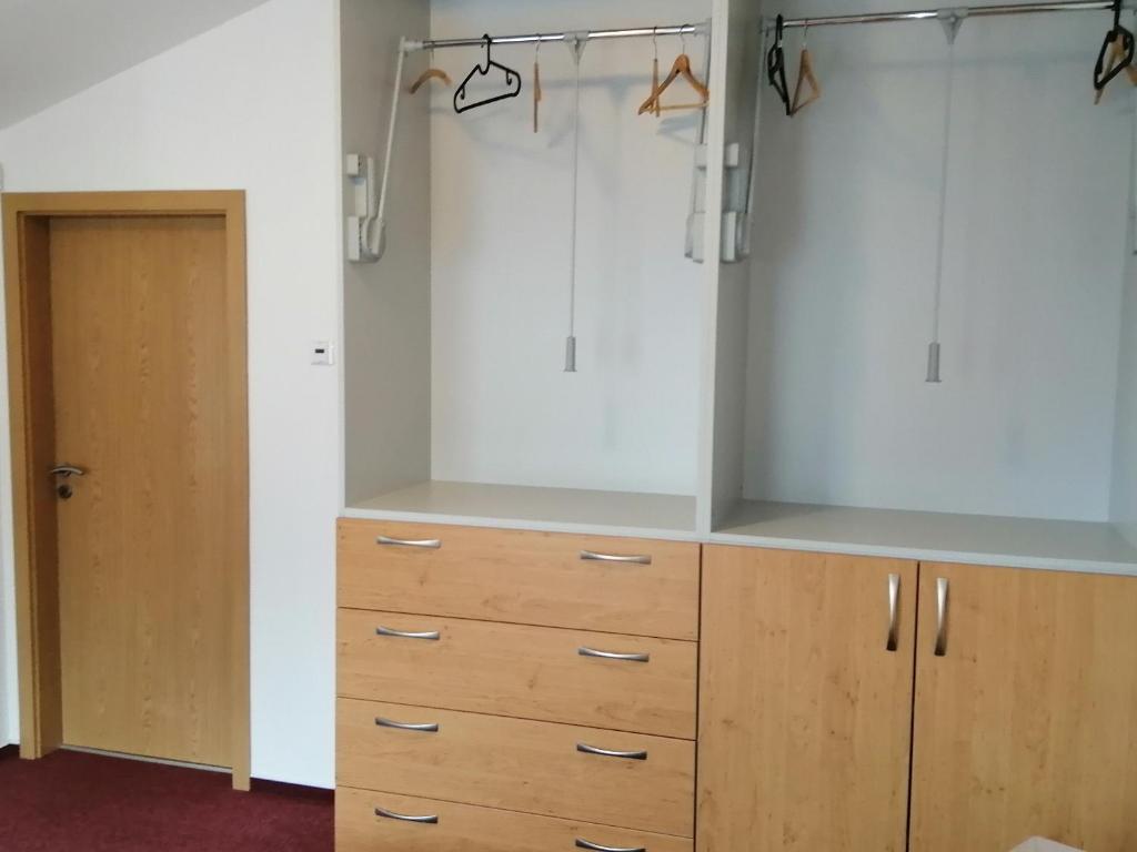 Fotografie z fotogalerie ubytování Apartmány pod vlekem v destinaci Horní Maršov