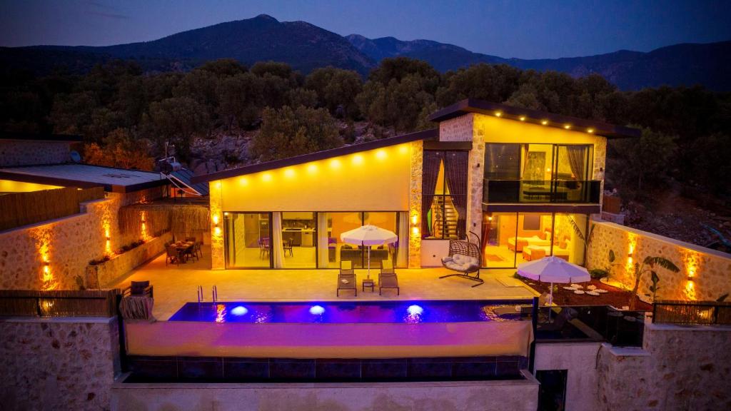 Salih - 2 Bedroom with jacuzzi in Kalkan Çayköy - Housity