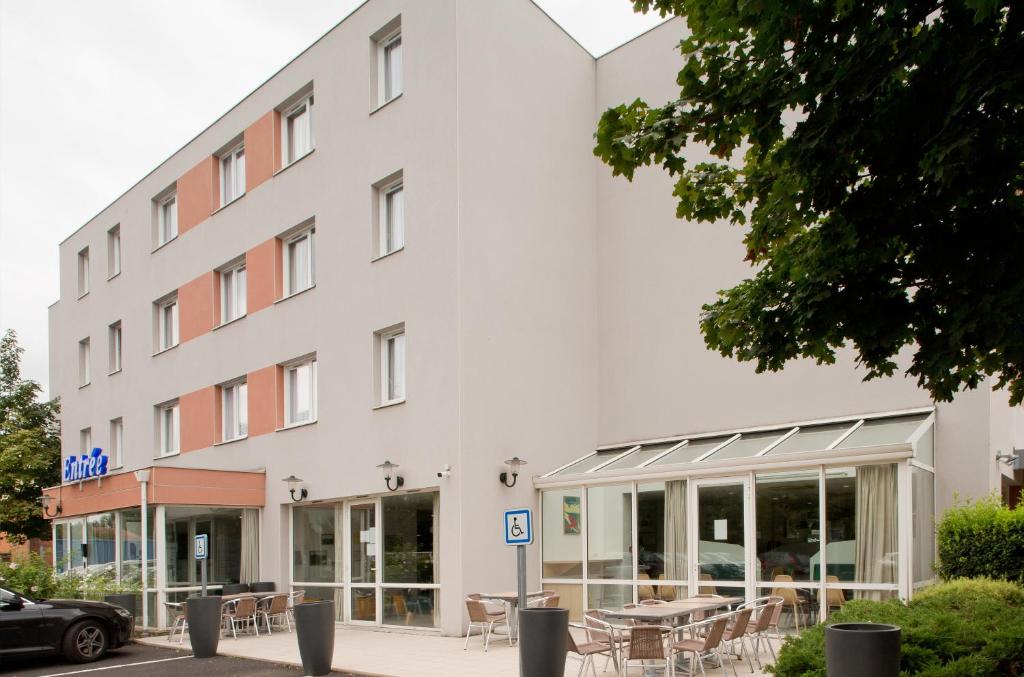 Budova, kde se hotel nachází