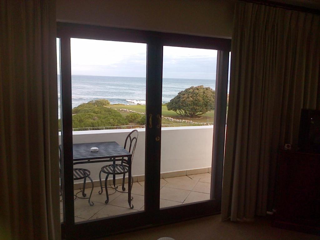 Pelagus Guest House - Deluxe Double Room With Ocean View