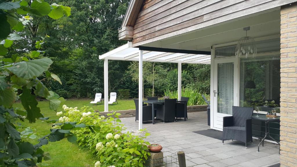 Sfeervolle villa in Gasselte Drenthe bij Hemelriek - Villa De Trois Chambres