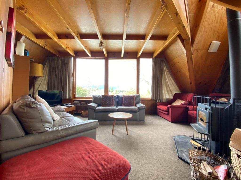 9 Chalet Cres - Resim 10